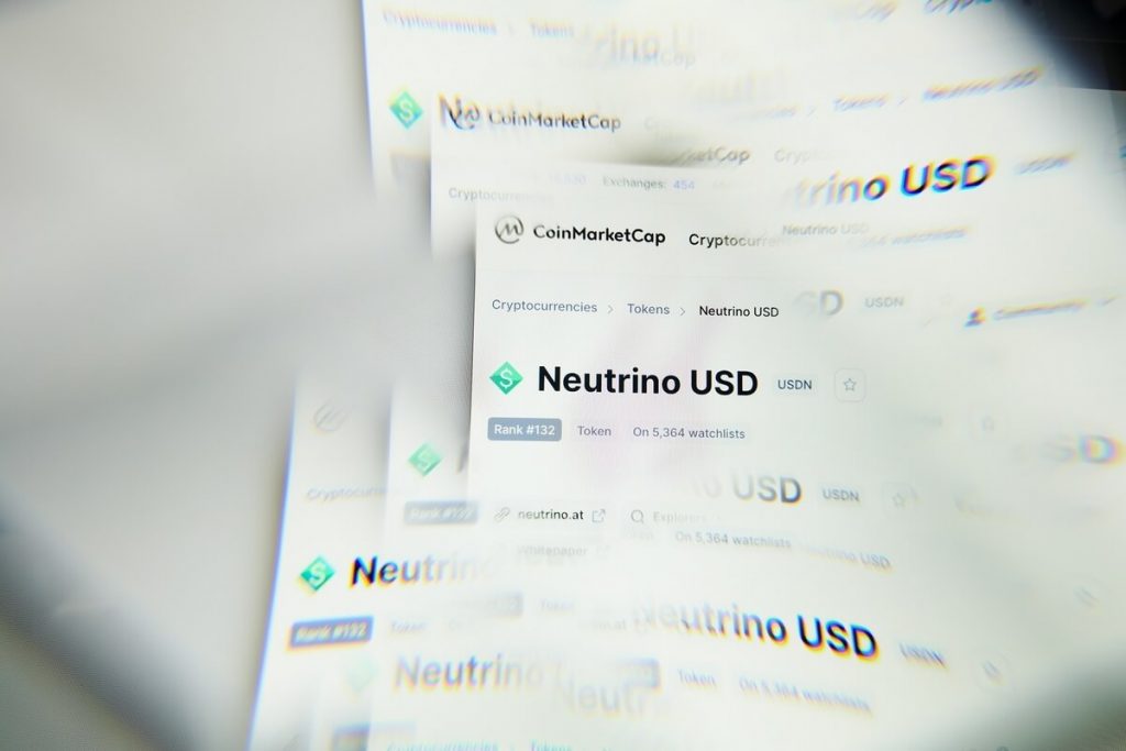 Neutrino USD Coin é confiável?